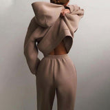 Női kapucnis pulóver és melegítő szett