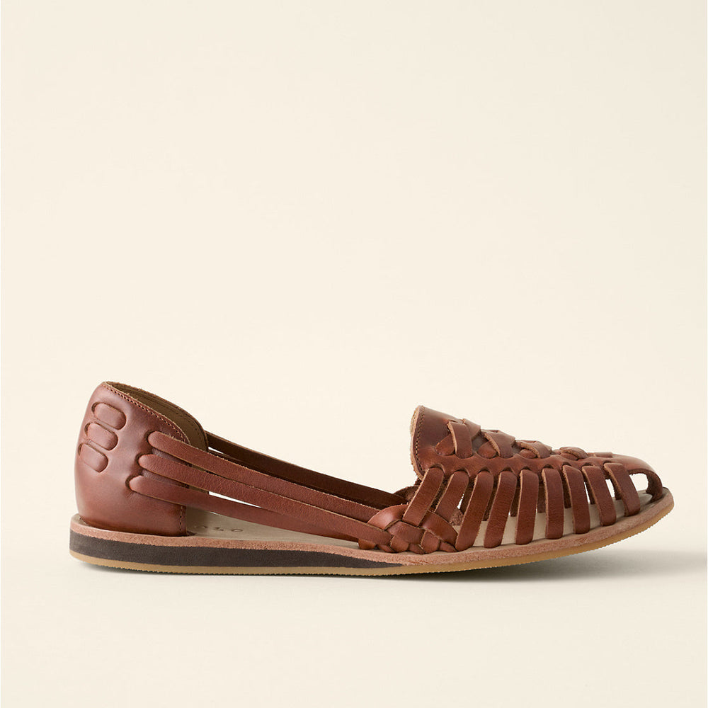 Interlaced Pattern Flats for Women - Closed Toe with Slip-On Form