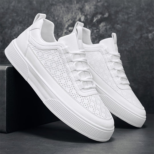 Lace-Up Sneakers Men - Patterned Upper & Low-Top Structure