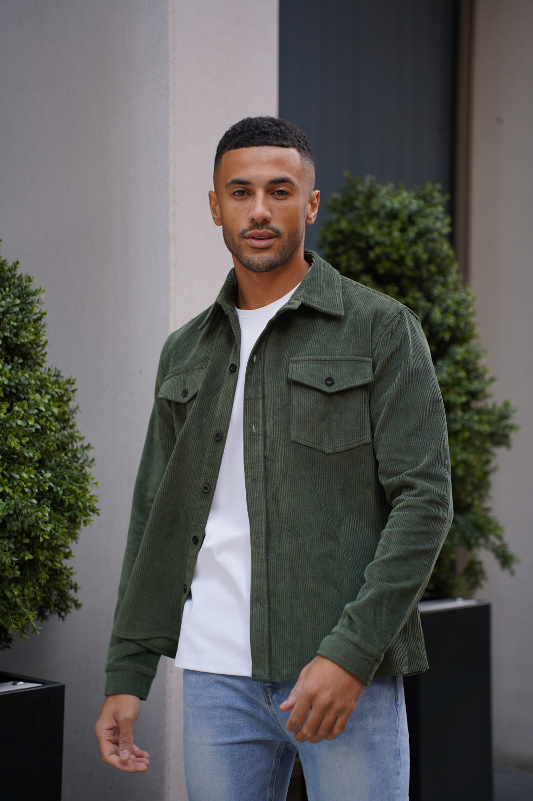 Long-Sleeve Shirt Men - Button-Up Front with Chest Flap Pockets
