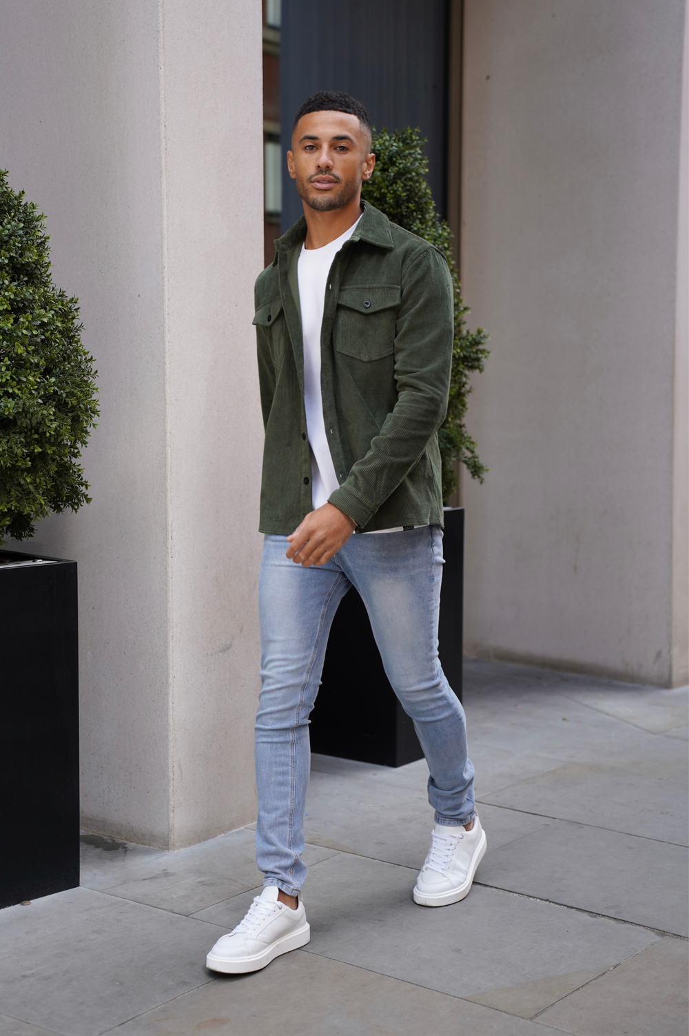 Long-Sleeve Shirt Men - Button-Up Front with Chest Flap Pockets