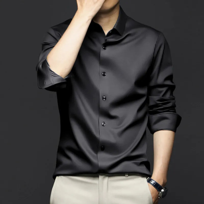 Long-Sleeve Shirt for Men – Structured Cut & Even Surface