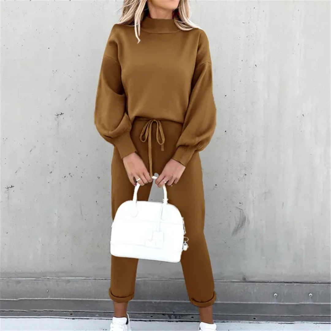 Matching Tracksuit with Side Pockets for Women