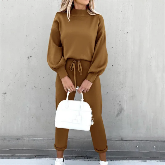 Matching Tracksuit with Side Pockets for Women