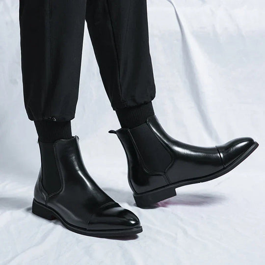 Men’s Chelsea Boots - Shiny Upper & Elastic Side Insets