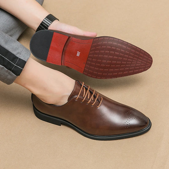Oxford Dress Shoes Men – Gloss Finish & Closed-Lace Design