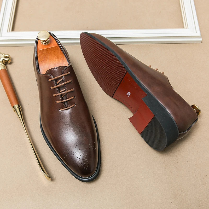 Oxford Dress Shoes Men – Gloss Finish & Closed-Lace Design