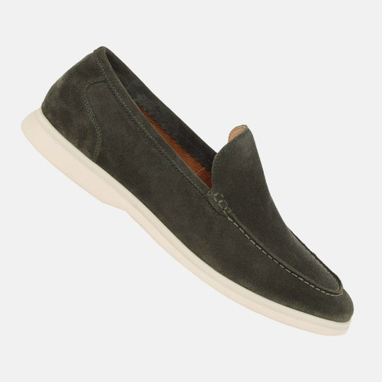 Slip-On Loafers Men – Textured Upper & Contrast Outsole
