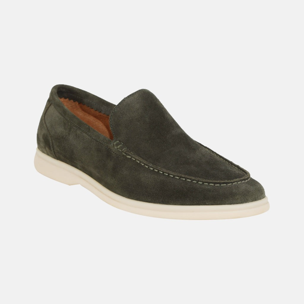 Slip-On Loafers Men – Textured Upper & Contrast Outsole