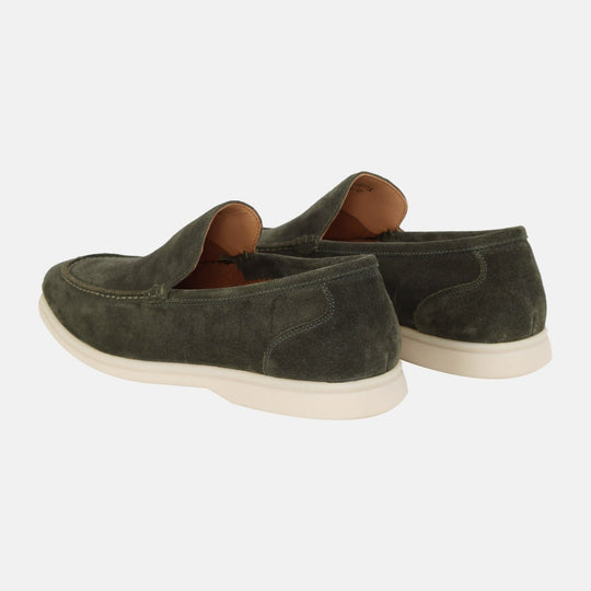 Slip-On Loafers Men – Textured Upper & Contrast Outsole