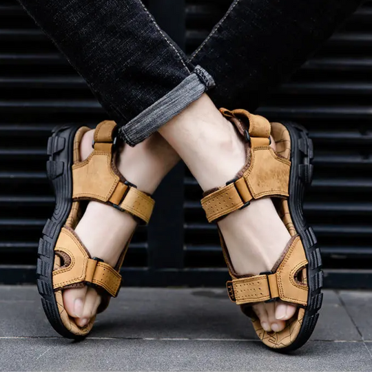 Adjustable Strap Sandals Men – Shaped Sole & Textured Footbed