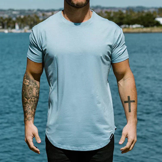 Fitted Short-Sleeve T-Shirt Men – Panel Structure, Refined Surface