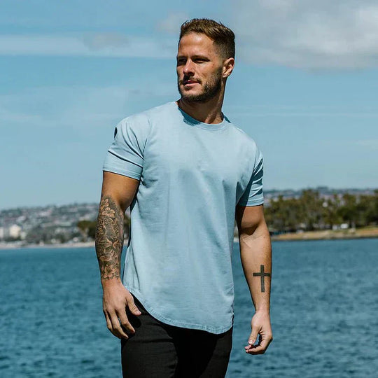 Fitted Short-Sleeve T-Shirt Men – Panel Structure, Refined Surface