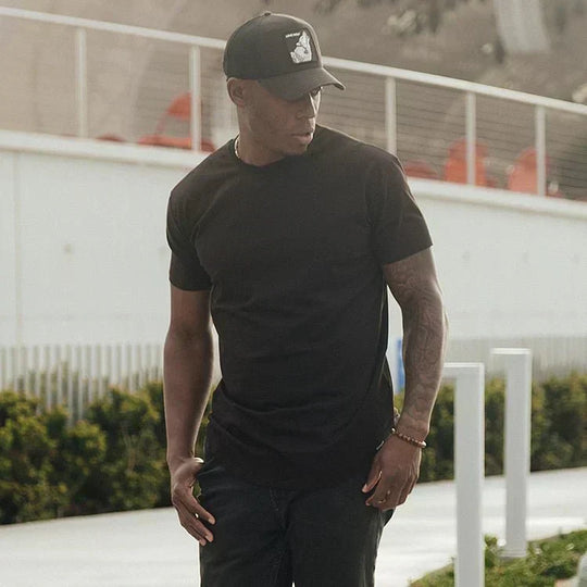 Fitted Short-Sleeve T-Shirt Men – Panel Structure, Refined Surface