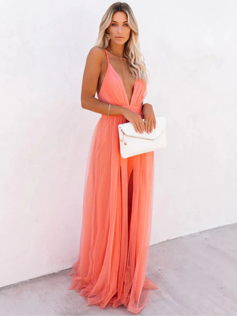 Sleeveless V-Neck Dress Women – Fitted Waist & Flowy Silhouette